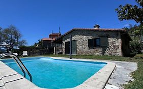 Casa 2 habitaciones con piscina y cenador al aire libre